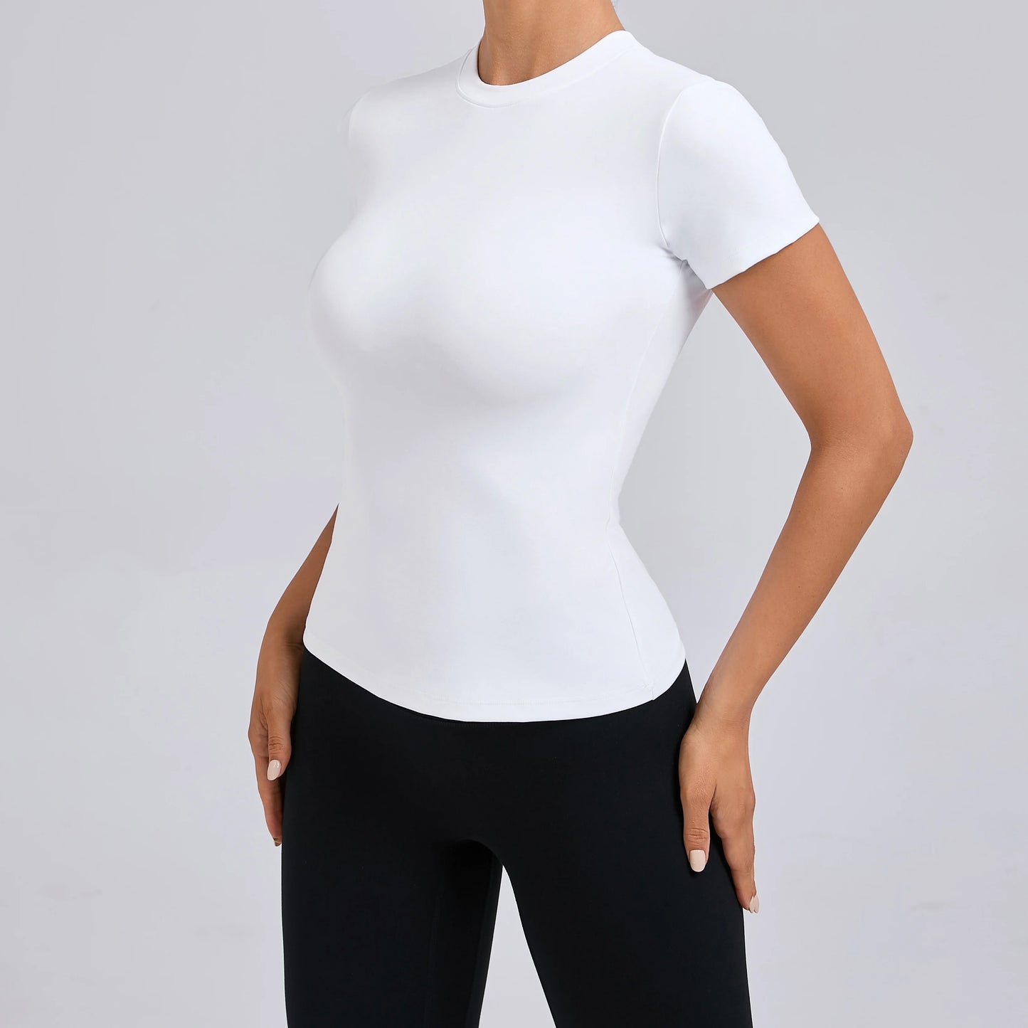 Quick-Dry Yoga Top – Women’s High-Performance Activewear Shirt