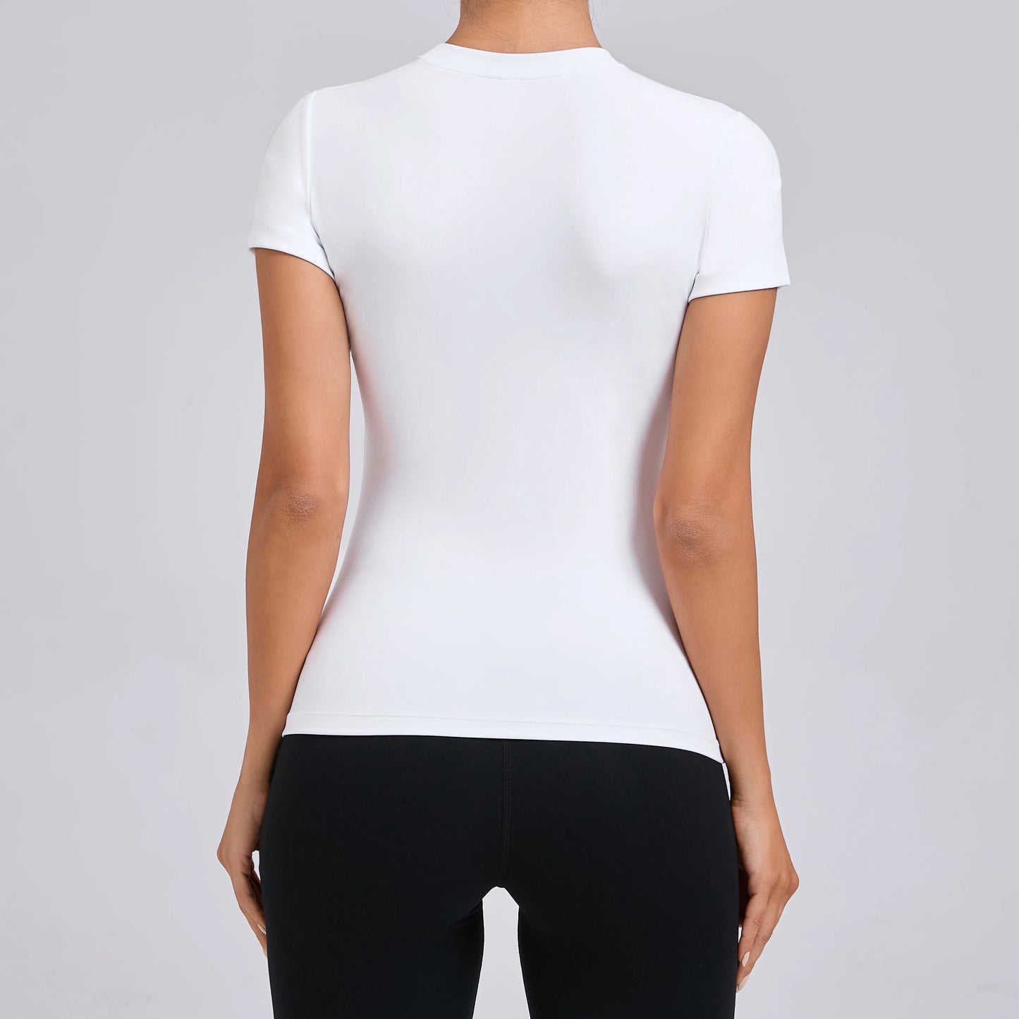 Quick-Dry Yoga Top – Women’s High-Performance Activewear Shirt