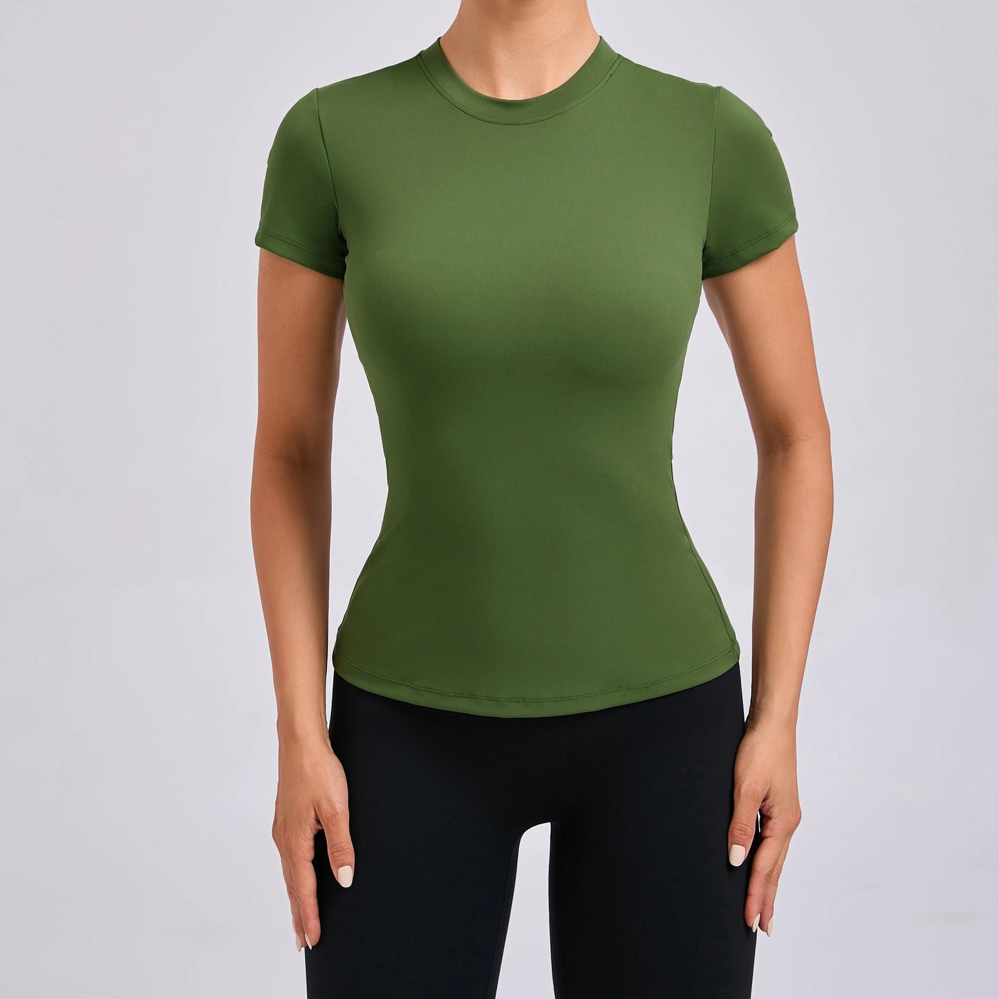 Quick-Dry Yoga Top – Women’s High-Performance Activewear Shirt