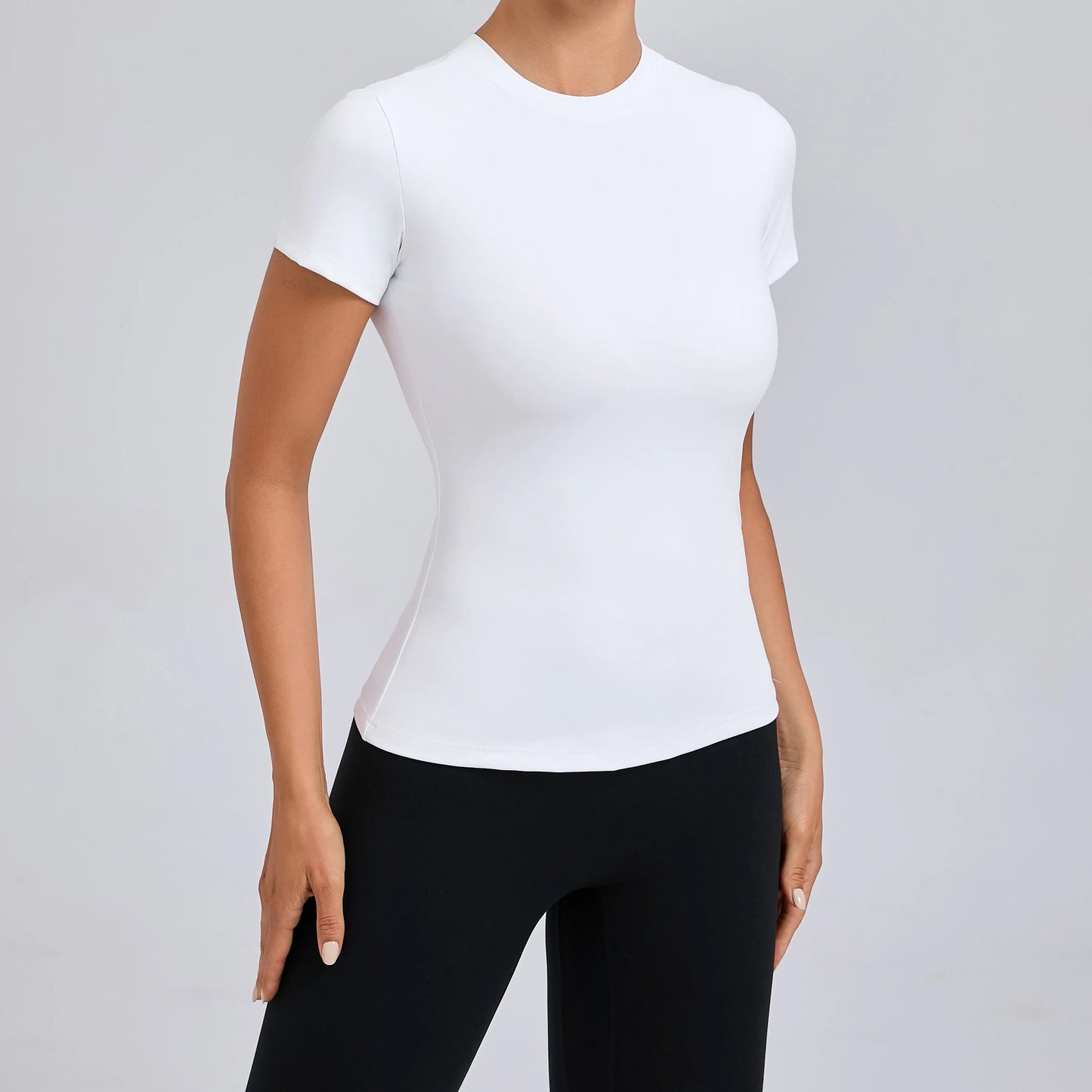 Quick-Dry Yoga Top – Women’s High-Performance Activewear Shirt